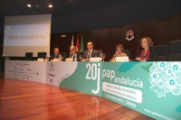 El rector de la Universidad de Crdoba da la bienvenida a los asistentes a las jornadas