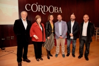 De izquierda a derecha, Julio Anguita, Antonia Parrado, Isabel Ambrosio, Javier Martn, Luis Medina y Francisco Terrn.