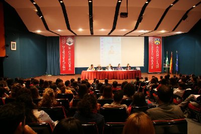 Casi 700 estudiantes aprenden a participar en la vida universitaria