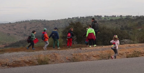 El alumnado realizando una de las actividades